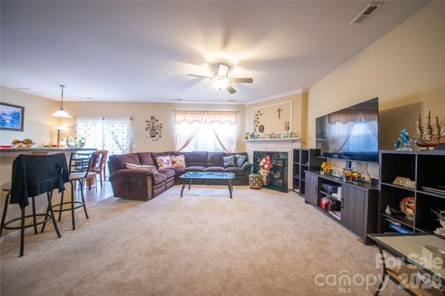 16525 Kettlewell Lane, Charlotte, NC 28277