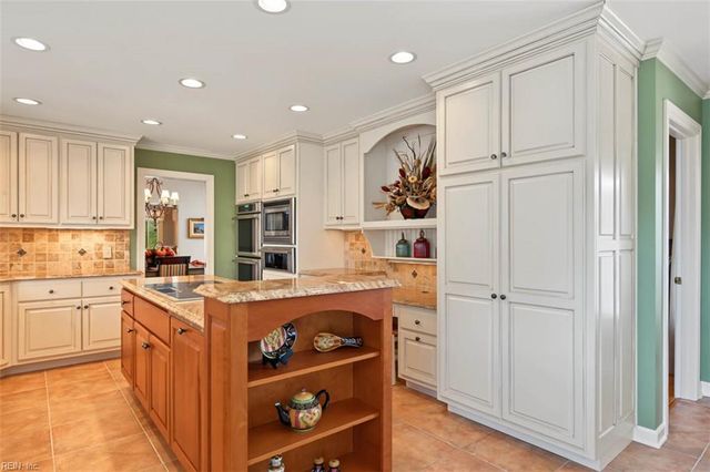 137 Roger Smith, Williamsburg, VA 23185