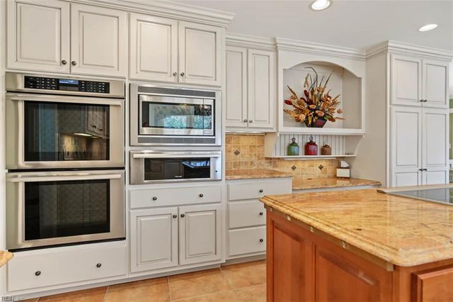 137 Roger Smith, Williamsburg, VA 23185
