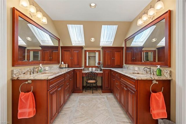 137 Roger Smith, Williamsburg, VA 23185