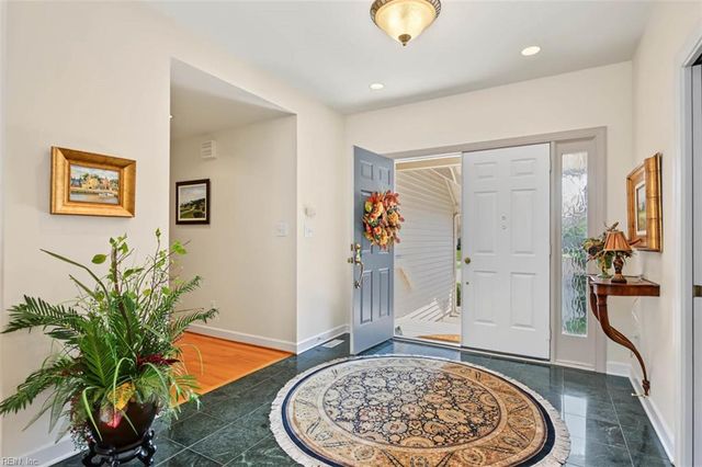 137 Roger Smith, Williamsburg, VA 23185