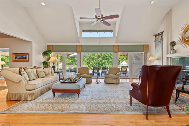 137 Roger Smith, Williamsburg, VA 23185