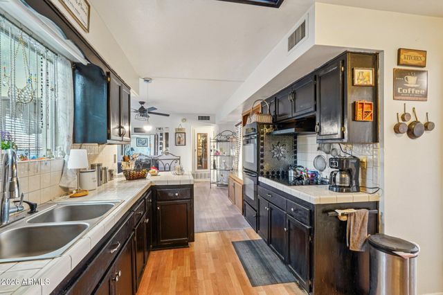10912 W CONNECTICUT Avenue, Sun City, AZ 85351