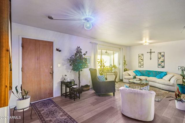 10912 W CONNECTICUT Avenue, Sun City, AZ 85351