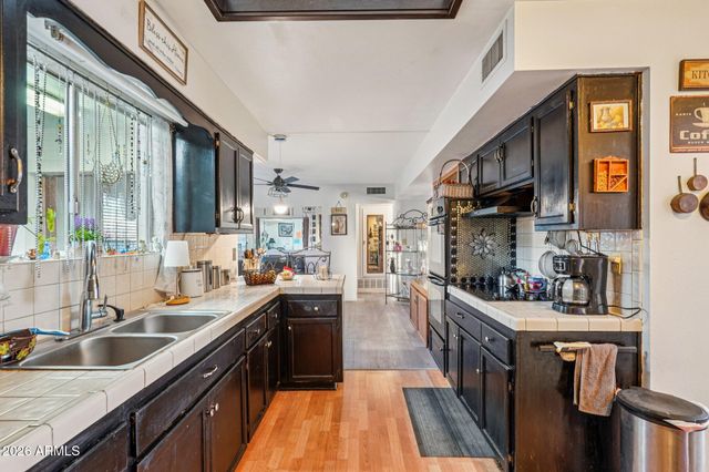 10912 W CONNECTICUT Avenue, Sun City, AZ 85351