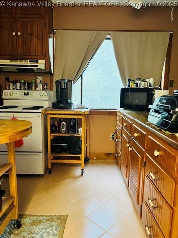 354 Mill Branch Road, Chapmanville, WV 25508