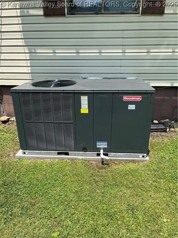 354 Mill Branch Road, Chapmanville, WV 25508