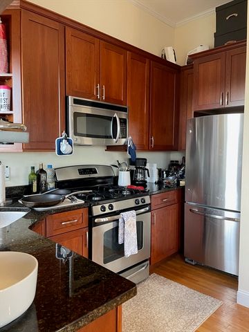 55 Magazine St 62, Cambridge, MA 02139