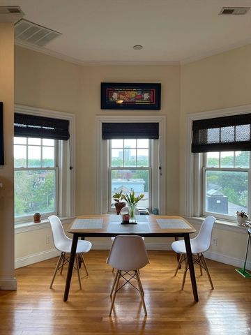 55 Magazine St 62, Cambridge, MA 02139