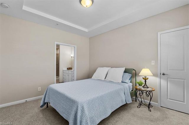 605 W Market Street 316, Greensboro, NC 27401