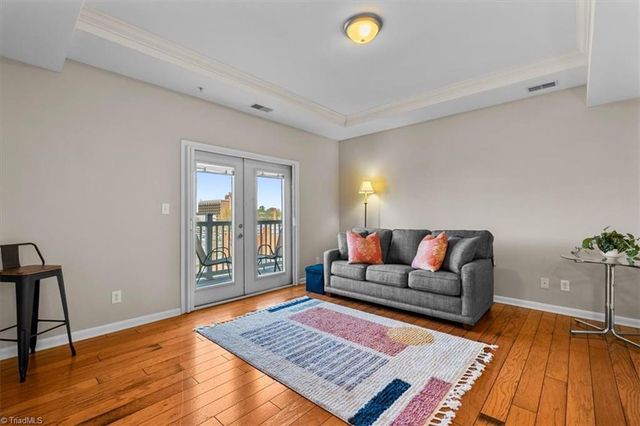 605 W Market Street 316, Greensboro, NC 27401