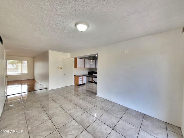 3812 W BARBARA Avenue, Phoenix, AZ 85051