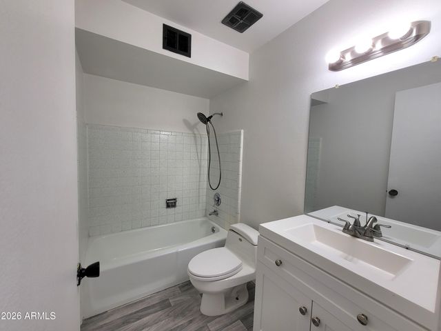 3812 W BARBARA Avenue, Phoenix, AZ 85051