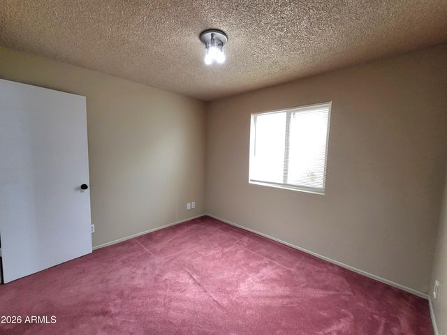 3812 W BARBARA Avenue, Phoenix, AZ 85051