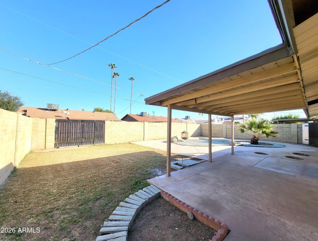 3812 W BARBARA Avenue, Phoenix, AZ 85051