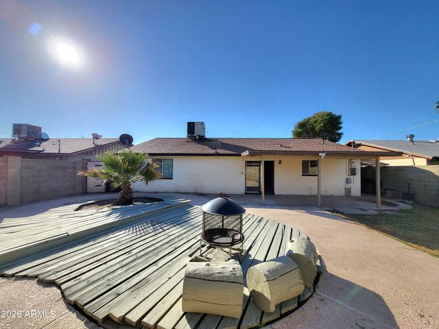 3812 W BARBARA Avenue, Phoenix, AZ 85051