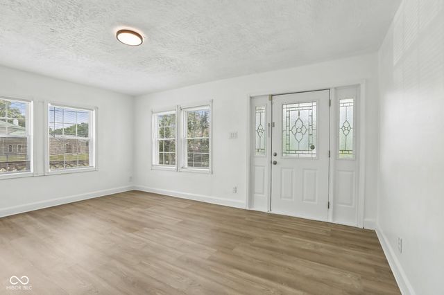 5670 W Mooresville Road, Indianapolis, IN 46221