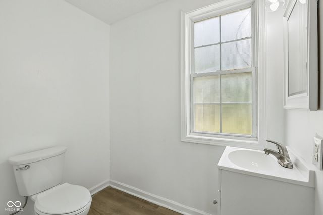 5670 W Mooresville Road, Indianapolis, IN 46221