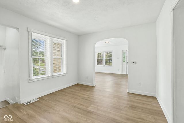 5670 W Mooresville Road, Indianapolis, IN 46221