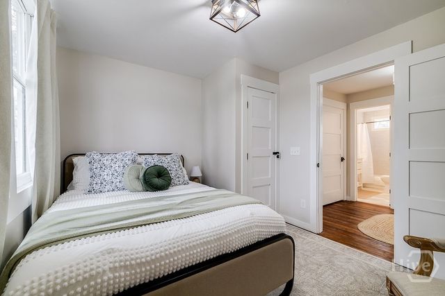 221 W Duffy Street, Savannah, GA 31401