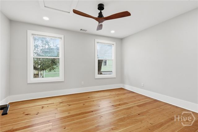 221 W Duffy Street, Savannah, GA 31401