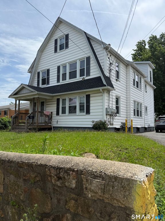 953 Longbrook Avenue, Stratford, CT 06614