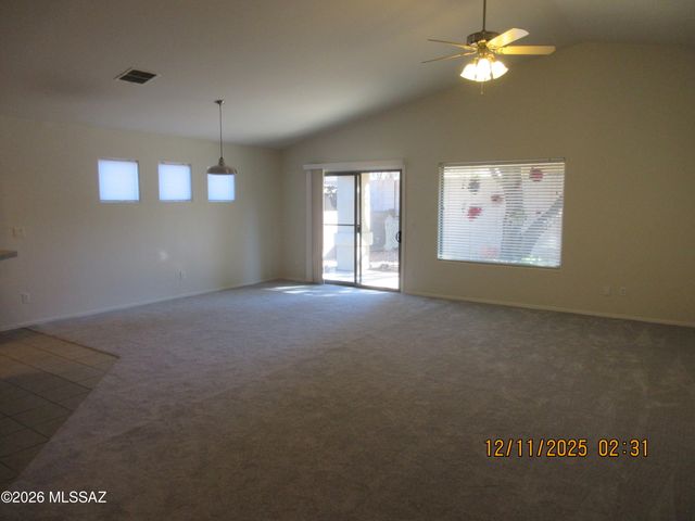 10564 E Carolina Willow Lane, Tucson, AZ 85747