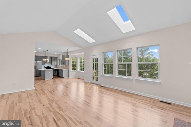 11405 CROWNWOOD LN, Rockville, MD 20850