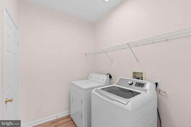 11405 CROWNWOOD LN, Rockville, MD 20850