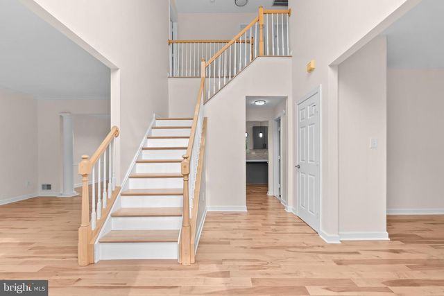 11405 CROWNWOOD LN, Rockville, MD 20850