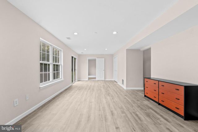 11405 CROWNWOOD LN, Rockville, MD 20850