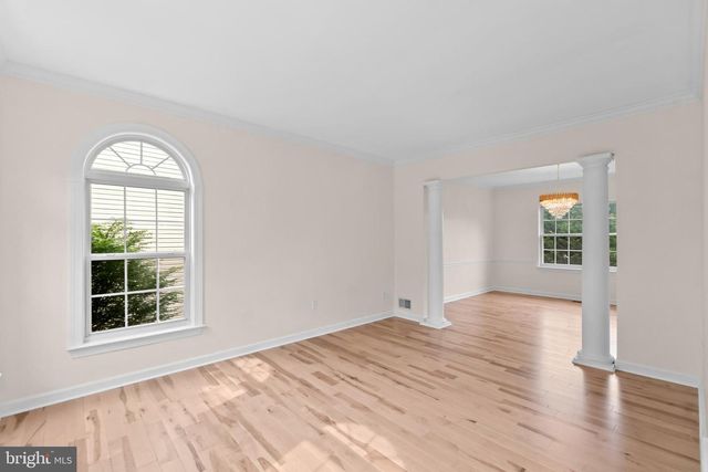 11405 CROWNWOOD LN, Rockville, MD 20850
