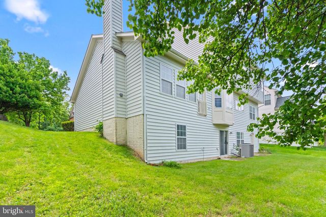 11405 CROWNWOOD LN, Rockville, MD 20850