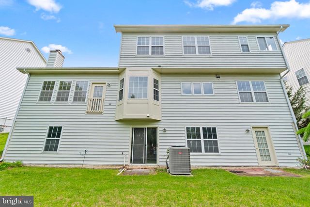 11405 CROWNWOOD LN, Rockville, MD 20850