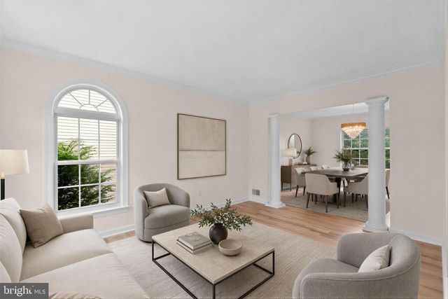 11405 CROWNWOOD LN, Rockville, MD 20850