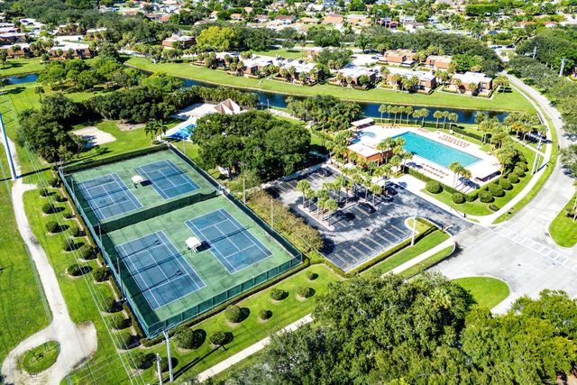 1955 Brandywine Road 301, West Palm Beach, FL 33409
