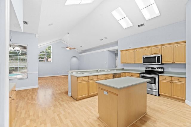751 HOUSE WREN CIRCLE, Palm Harbor, FL 34683