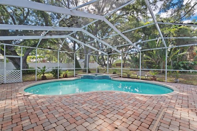 751 HOUSE WREN CIRCLE, Palm Harbor, FL 34683