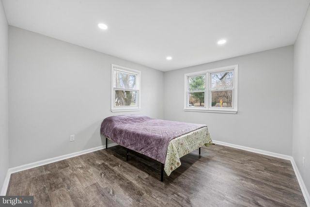 2 GINA DR, Middletown, DE 19709