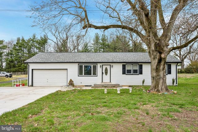 2 GINA DR, Middletown, DE 19709