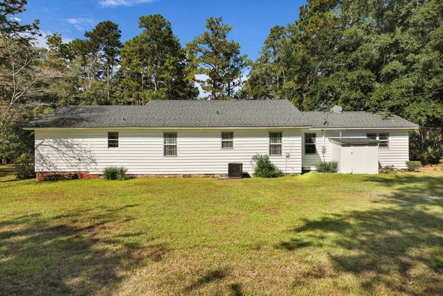 208 George Street, Walterboro, SC 29488