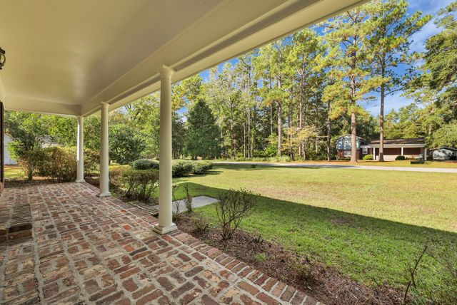 208 George Street, Walterboro, SC 29488