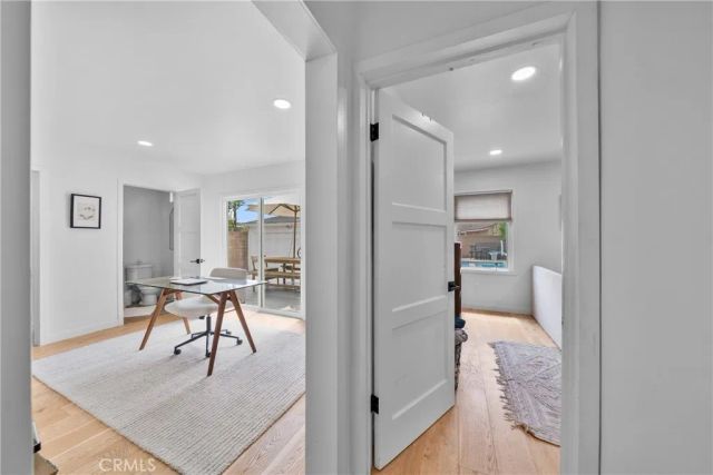 1006 E Ridgewood St, Long Beach, CA 90807