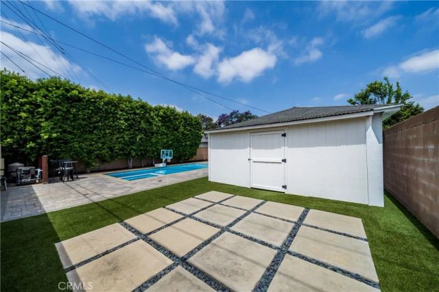 1006 E Ridgewood St, Long Beach, CA 90807