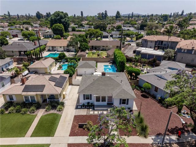 1006 E Ridgewood St, Long Beach, CA 90807