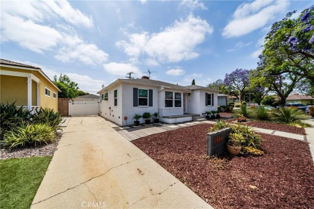 1006 E Ridgewood St, Long Beach, CA 90807