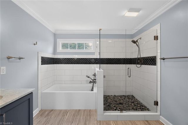 100 Claron Court, Clemmons, NC 27012