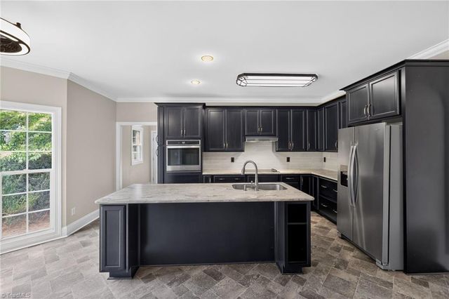 100 Claron Court, Clemmons, NC 27012