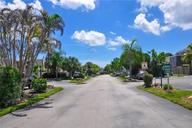 1170 6th Avenue 19A, Vero Beach, FL 32960