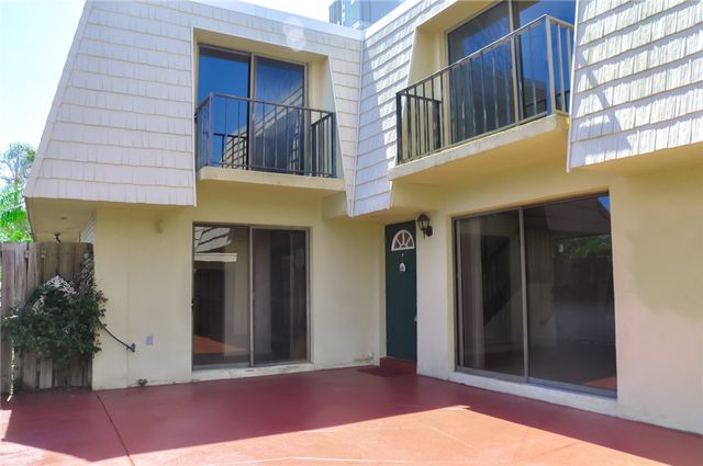 1170 6th Avenue 19A, Vero Beach, FL 32960